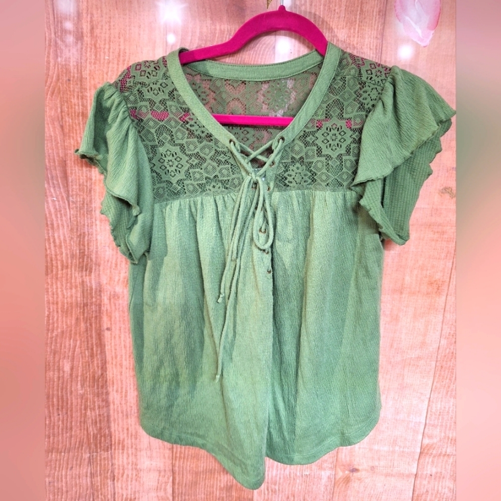 NOBO GREEN SHORT SLEEVE TOP SIZE LARGE